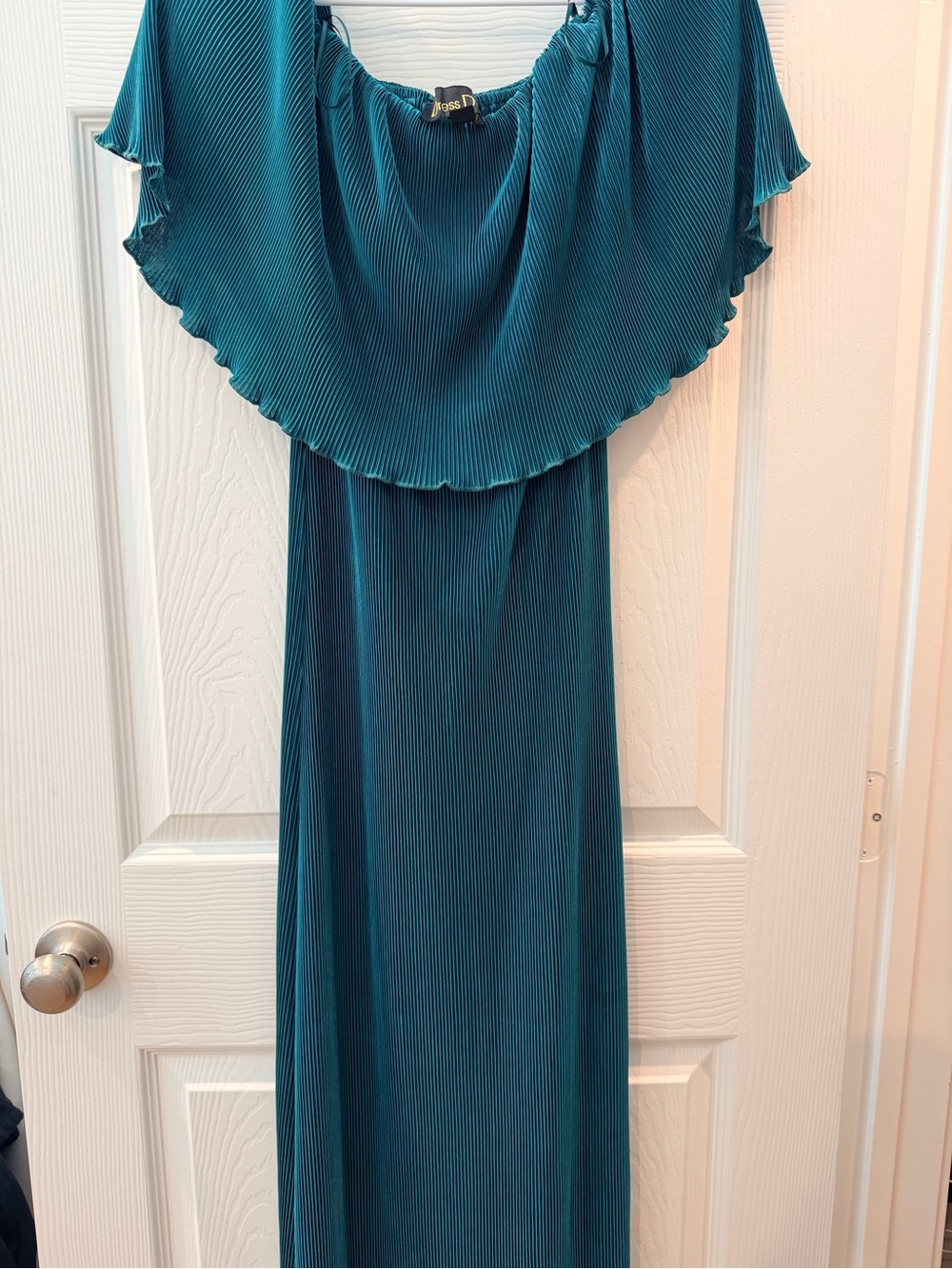 Pinkblush Forest Green Pleated Ruffle Off Shoulder Maternity Maxi Dress - Picture 5 of 5